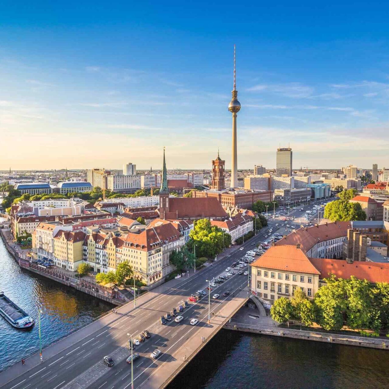 https://fr.usb-travel.com/wp-content/uploads/sites/7/2018/09/destination-berlin-05-1280x1280.jpg