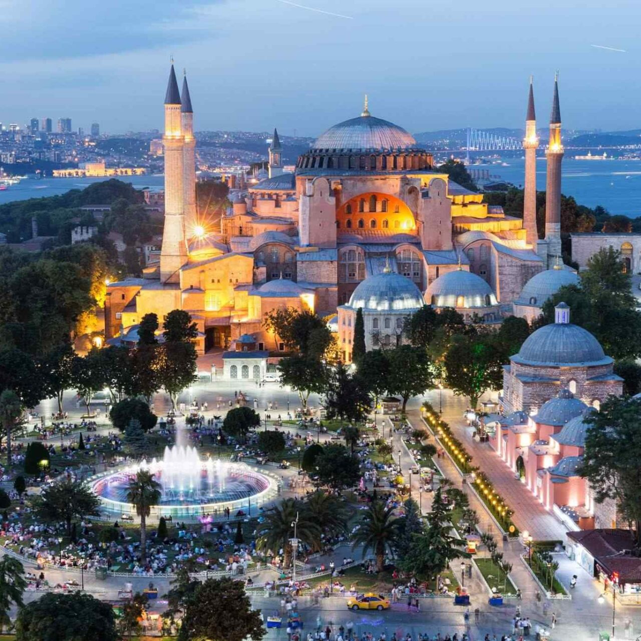 https://fr.usb-travel.com/wp-content/uploads/sites/7/2018/09/destination-istanbul-02-1280x1280.jpg