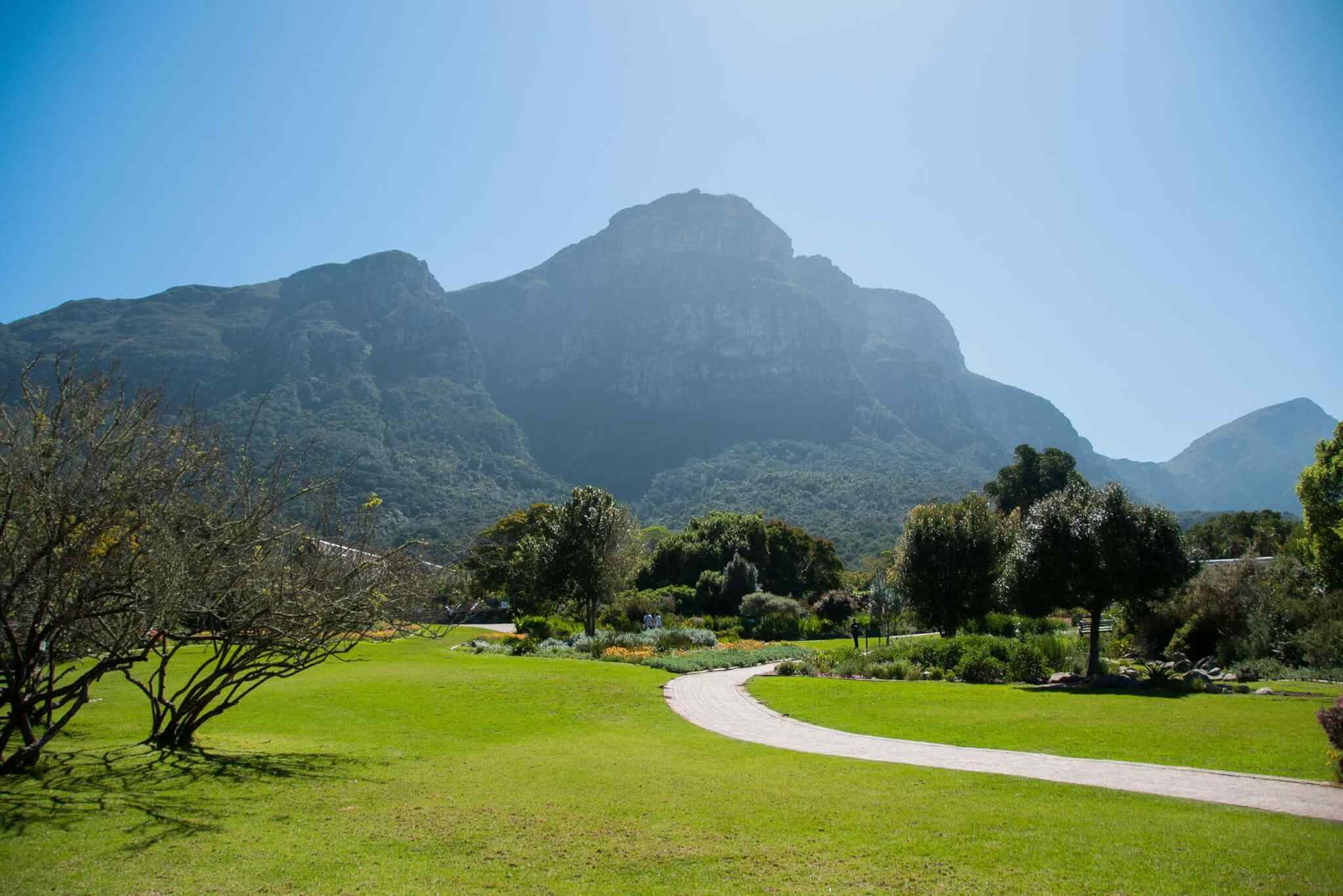 https://fr.usb-travel.com/wp-content/uploads/sites/7/2018/09/tour-capetown-03.jpg